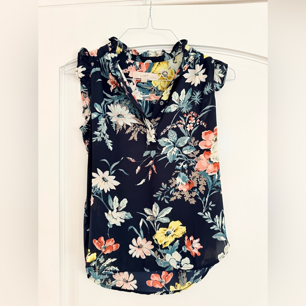 LOFT Black Floral Ruffle-Trim Sleeveless Top